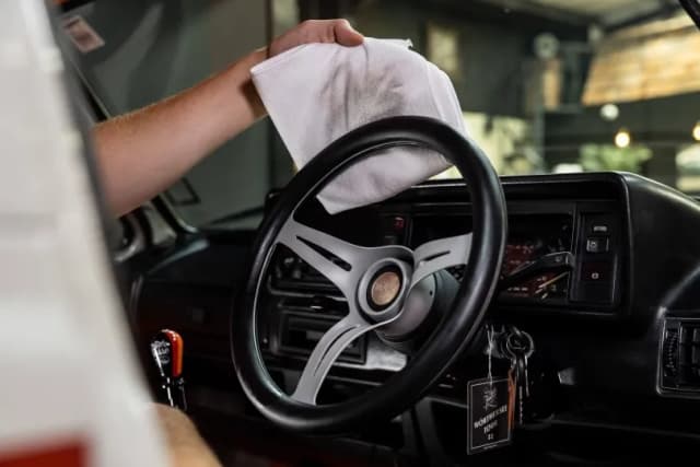 Auto Finesse Interior Cleaner - Wipe Out