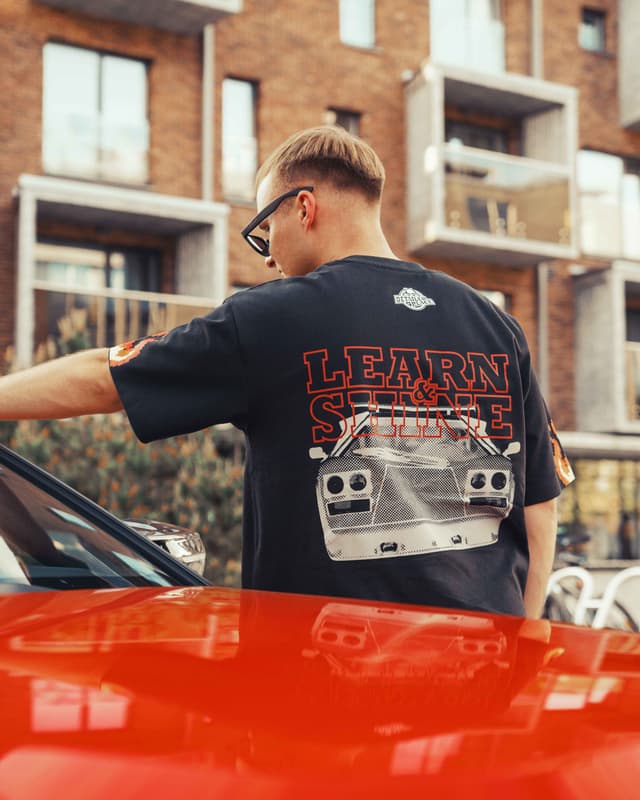 Detailer Place x Learn & Shine Limited Edition T-särk